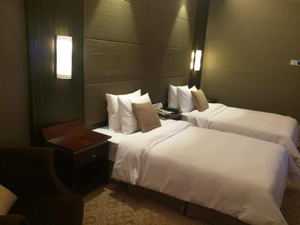 Shenzhen Hengfeng Haiyue International Hotel Екстер'єр фото